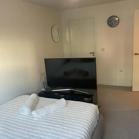 City Life Apartment Manchester Exterior photo